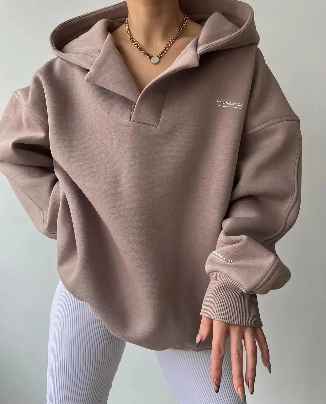 Ewa | Sweter damski z kapturem chic