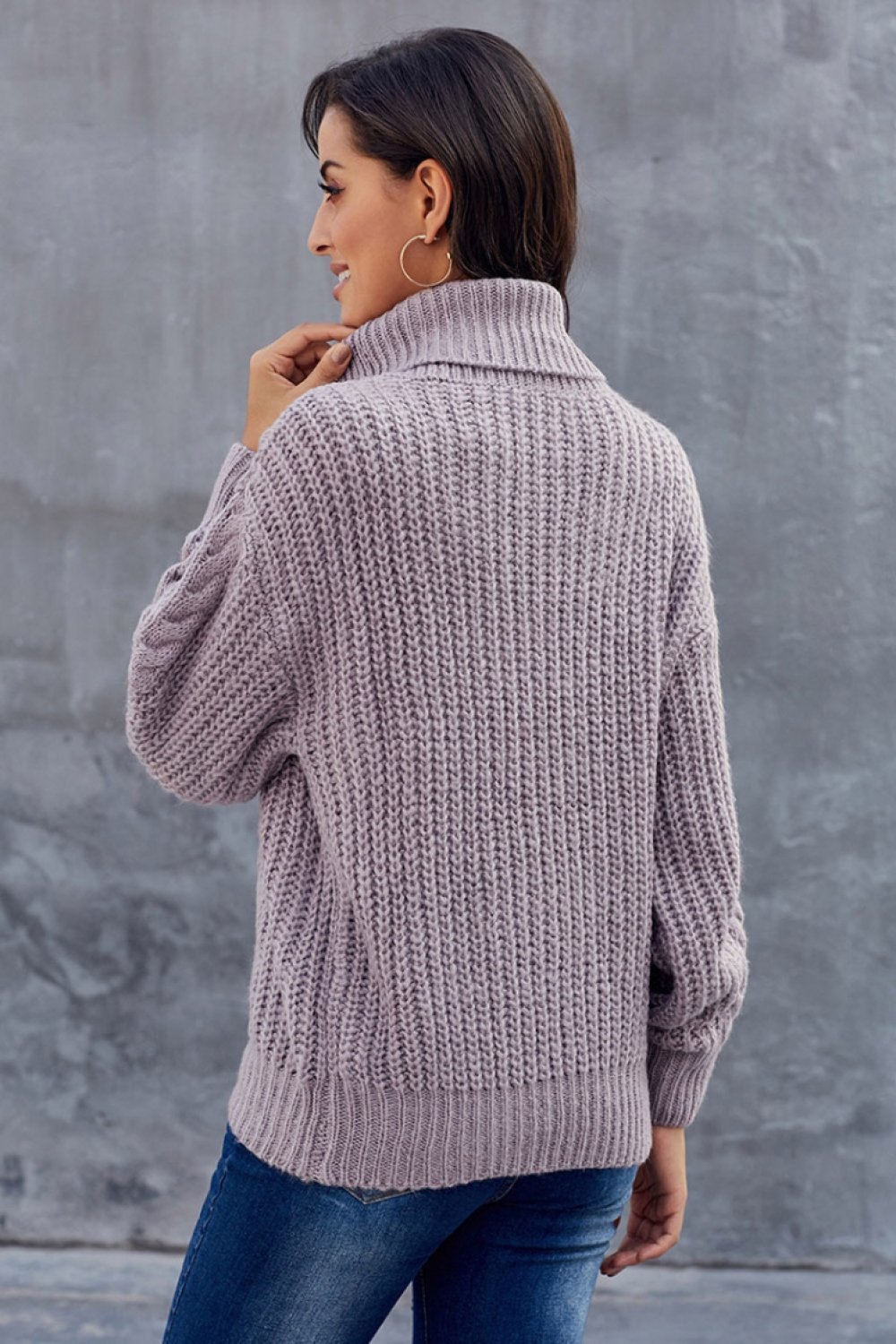 Barbara | Sweter damski z grubym splotem i golfem